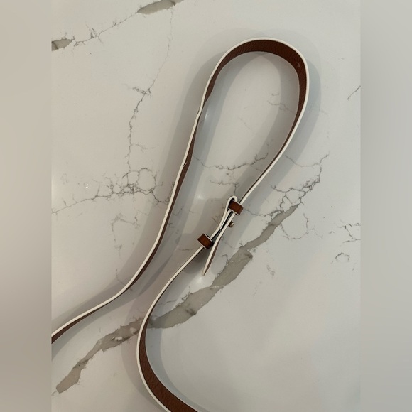 Isaac Mizrahi brown saddle bag purse crossbody NWOT faux Leather?? - Picture 8 of 9